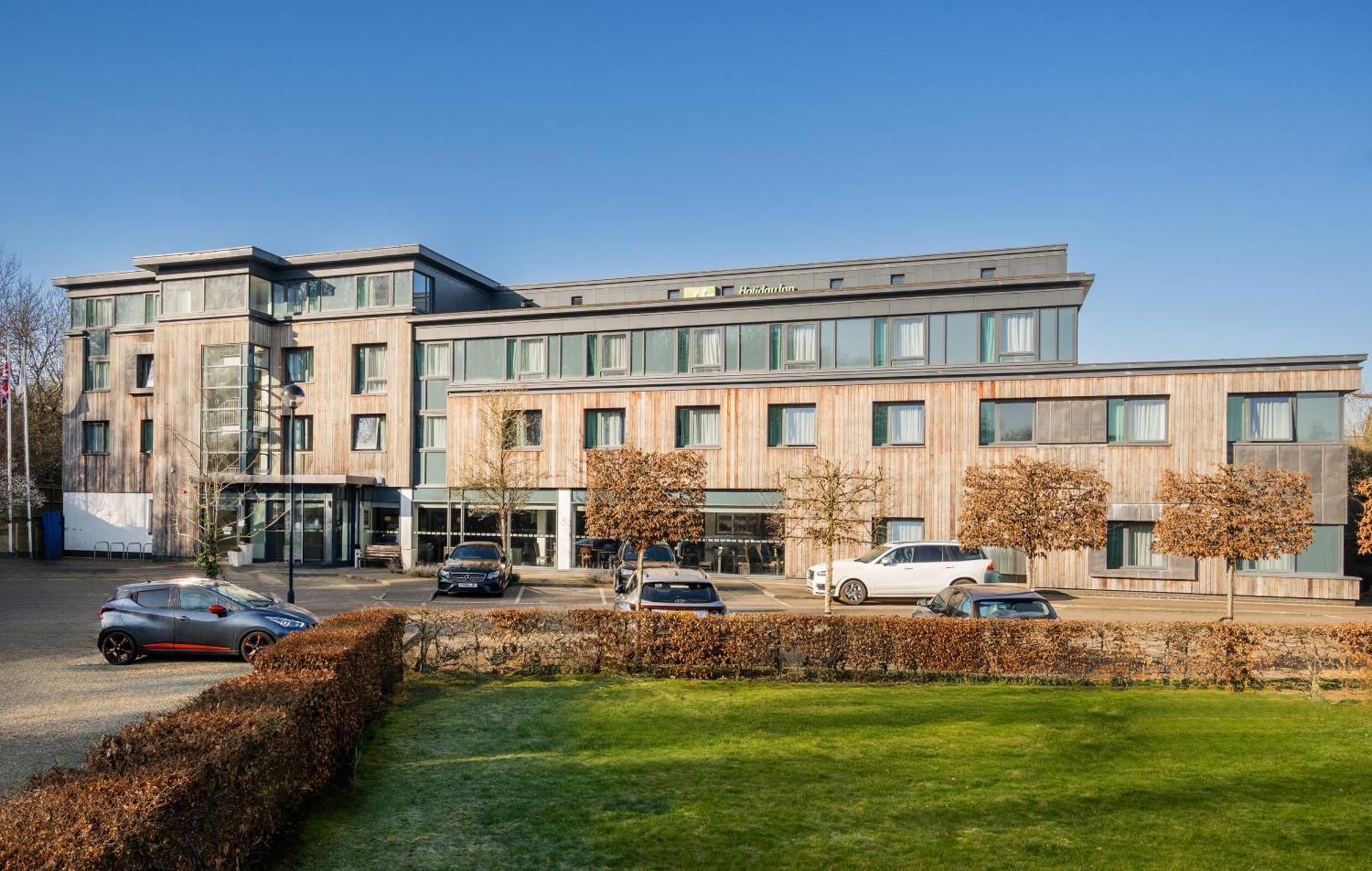 Holiday Inn Express Cambridge Duxford M11 Jct 10 By Ihg Dış mekan fotoğraf