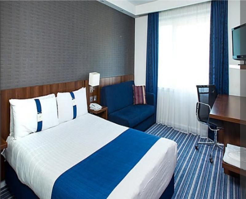 Holiday Inn Express Cambridge Duxford M11 Jct 10 By Ihg Dış mekan fotoğraf