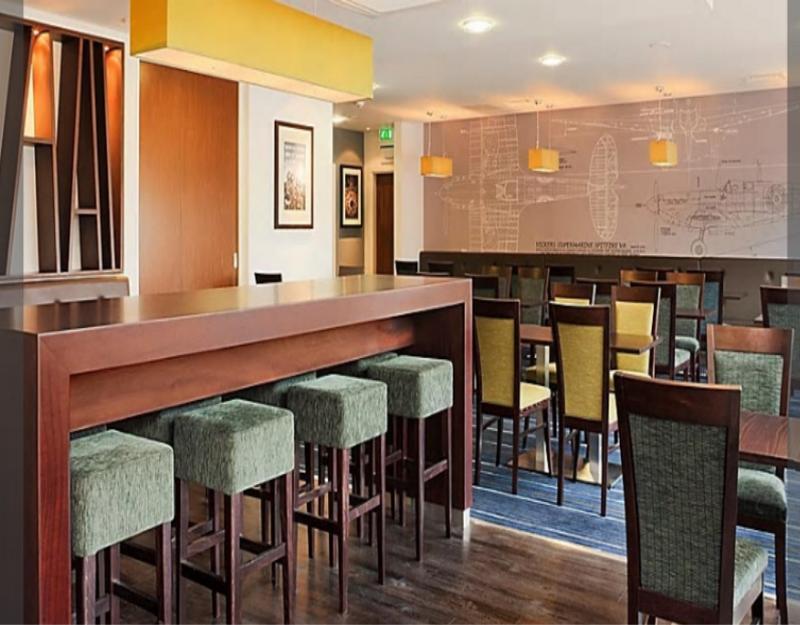 Holiday Inn Express Cambridge Duxford M11 Jct 10 By Ihg Dış mekan fotoğraf